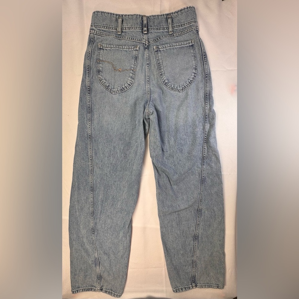 We The Free “Aster” High-Rise Straight Jeans - Size 28 - Picture 2 of 9